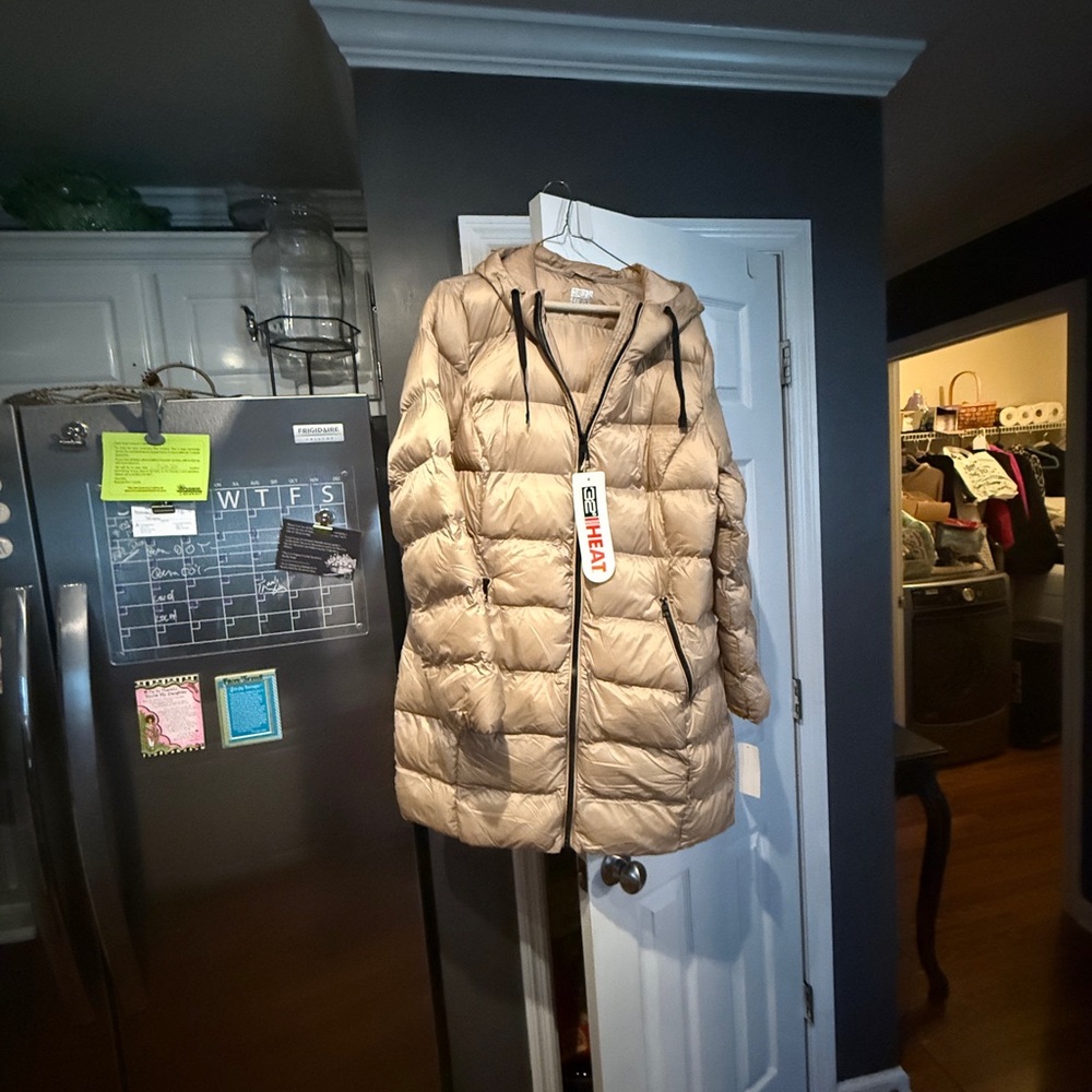 32 Degrees Women's Tan Puffer Jacket